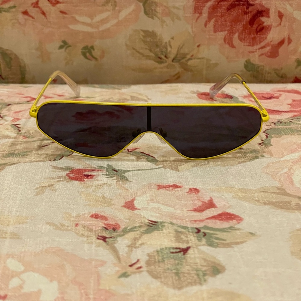 Kendall + Kylie Slater Sunglasses / Like New